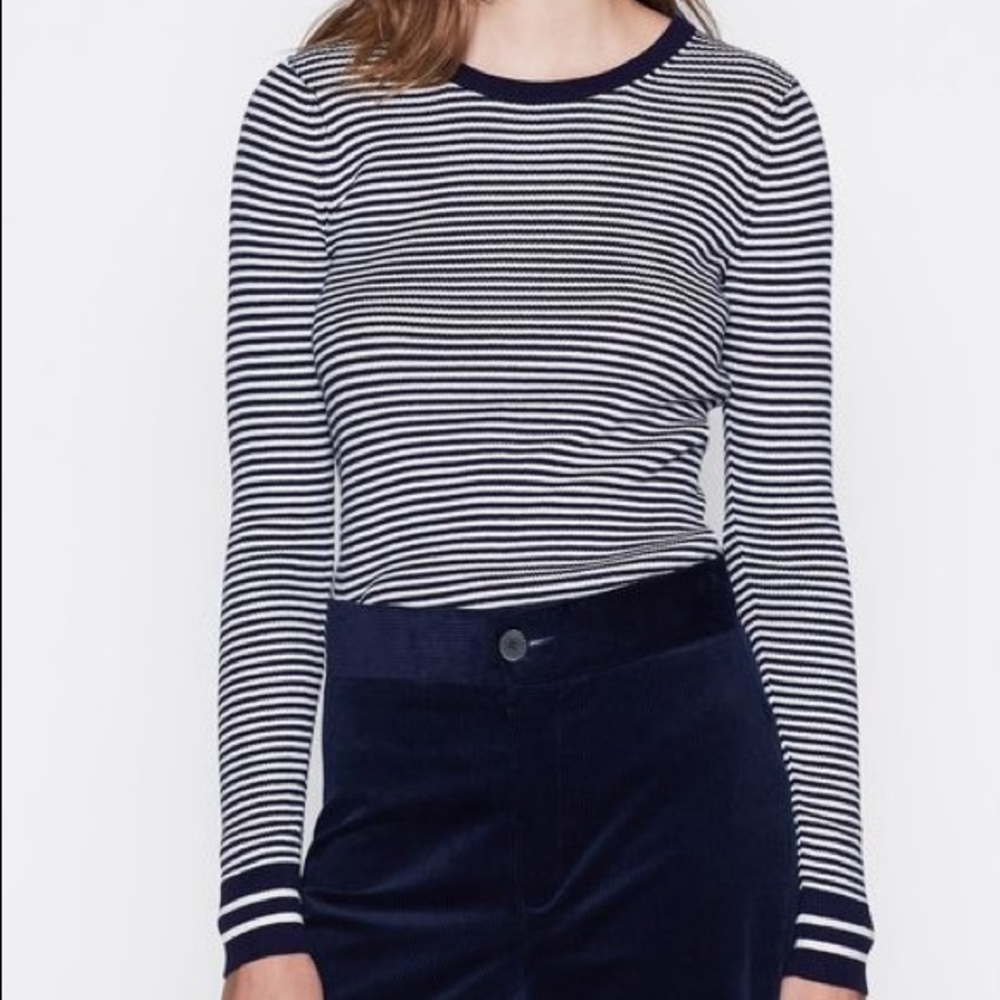 Equipment Virginia Sweater in Navy Blue
